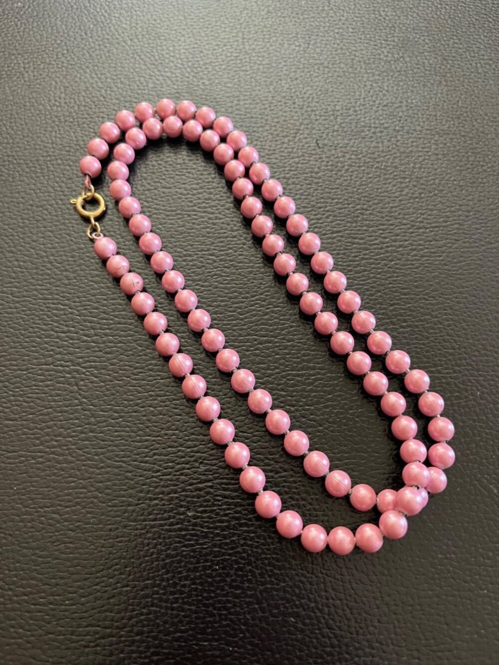Pink Beaded Necklace With Gold-Tone Clasp - 18 Inches Long - Picture 4 of 4